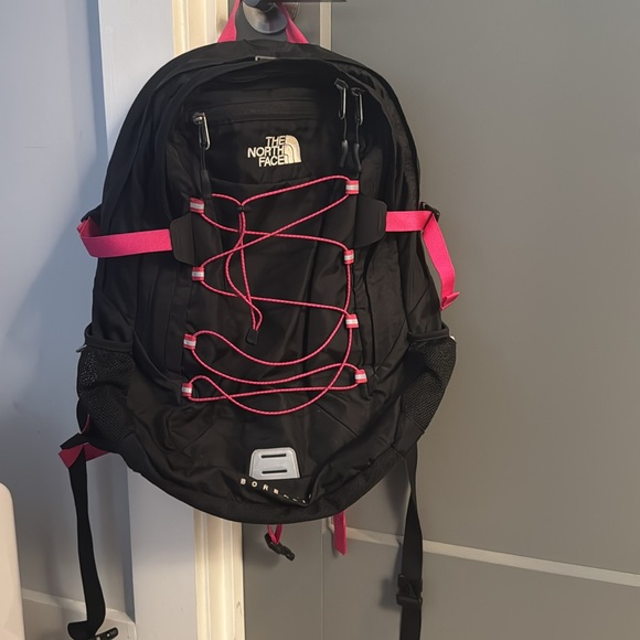 The North Face Borealis Backpack - Picture 2 of 5